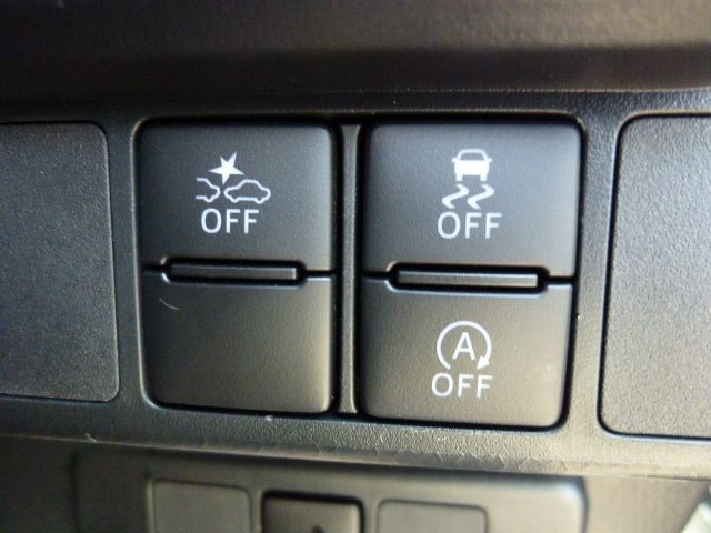 TOYOTA ROOMY 4WD 2023 Image 31