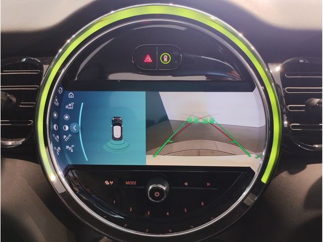 BMW MINI COOPER D 5DOOR 2021 Image 31