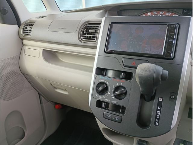 DAIHATSU TANTO 2018 Image 31