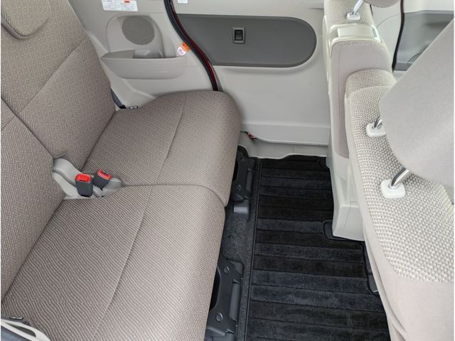 DAIHATSU TANTO 2018 Image 31