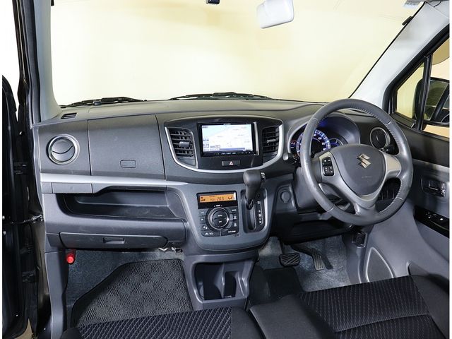 SUZUKI WAGON R STINGRAY 2013 Image 31