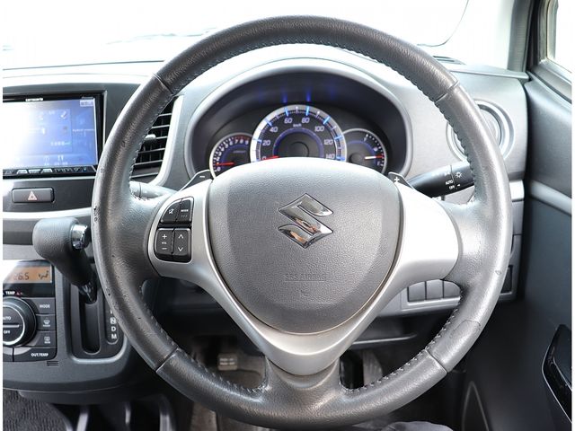 SUZUKI WAGON R STINGRAY 2013 Image 31