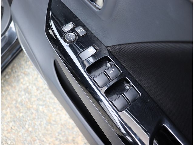 SUZUKI WAGON R STINGRAY 2013 Image 31