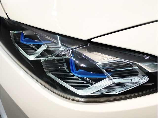 BMW M3 SEDAN 2023 Image 31