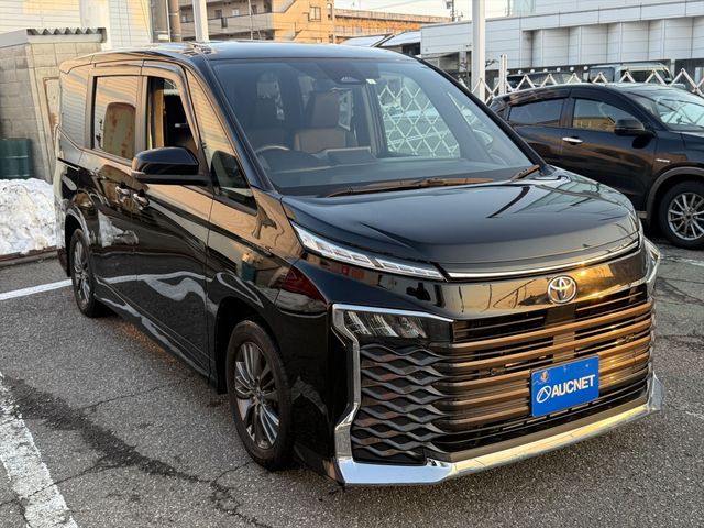 TOYOTA VOXY 2023 Image 31