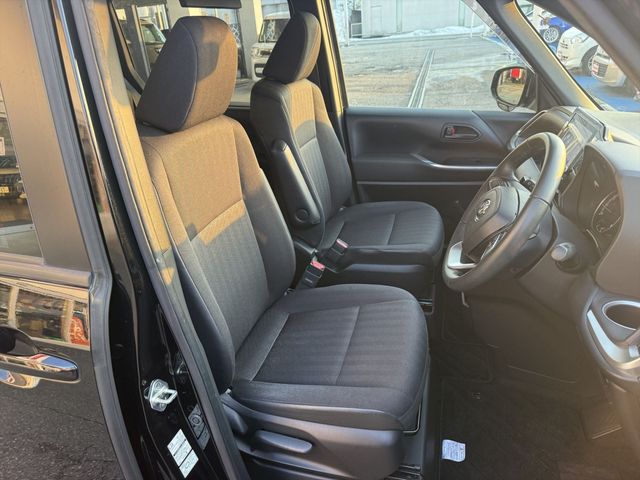 TOYOTA VOXY 2023 Image 31