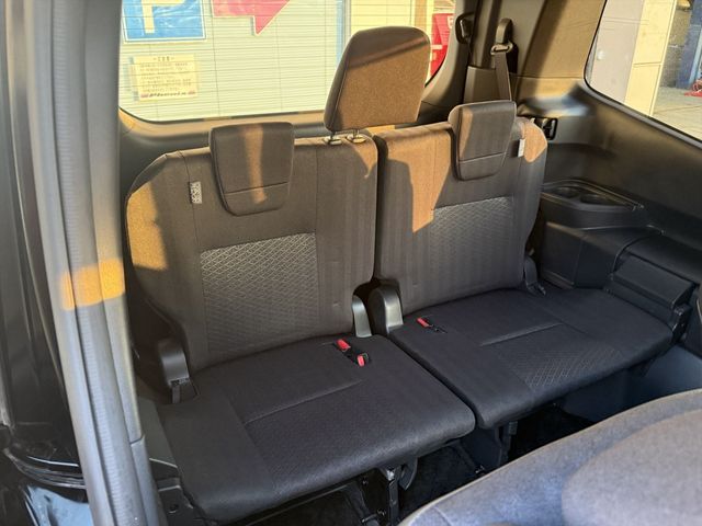 TOYOTA VOXY 2023 Image 31