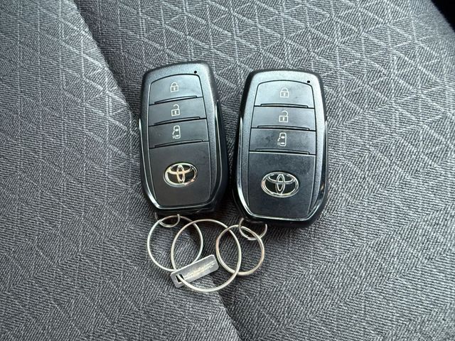 TOYOTA VOXY 2023 Image 31