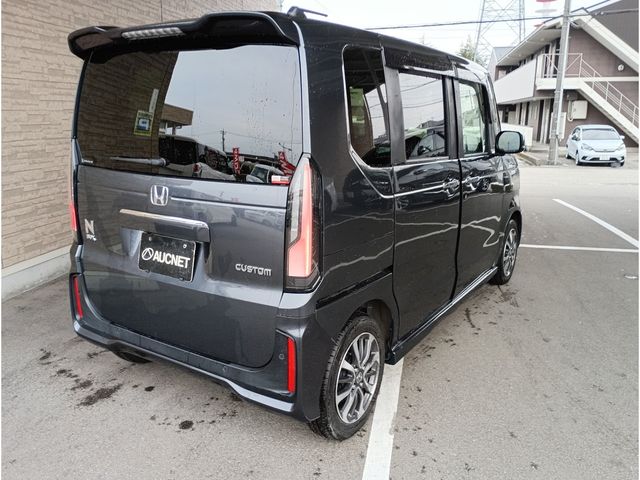 HONDA N BOX CUSTOM 2023 Image 31