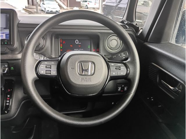 HONDA N BOX CUSTOM 2023 Image 31