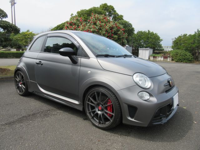 FIAT ABARTH 695 2016 Image 31