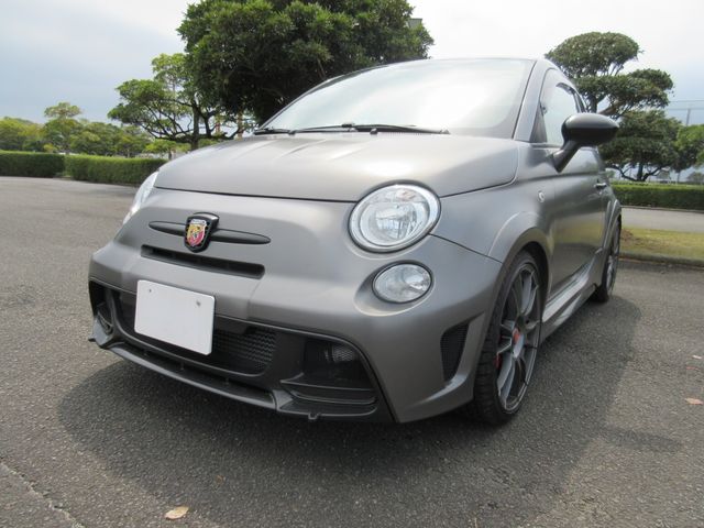 FIAT ABARTH 695 2016 Image 31