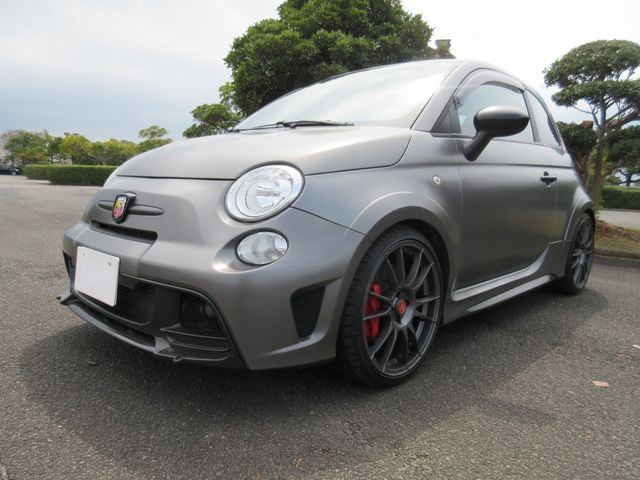 FIAT ABARTH 695 2016 Image 31