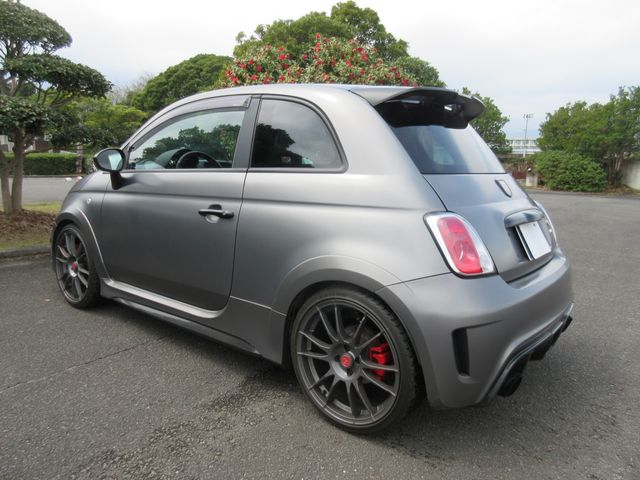 FIAT ABARTH 695 2016 Image 31