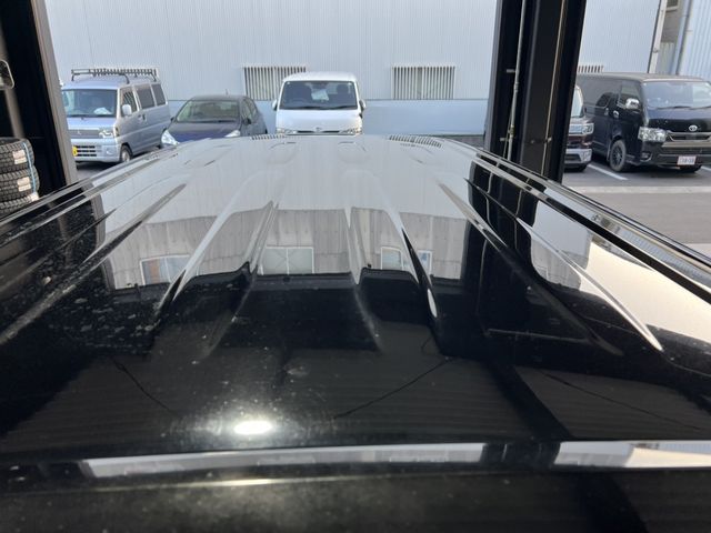 TOYOTA VOXY HYBRID 2016 Image 31