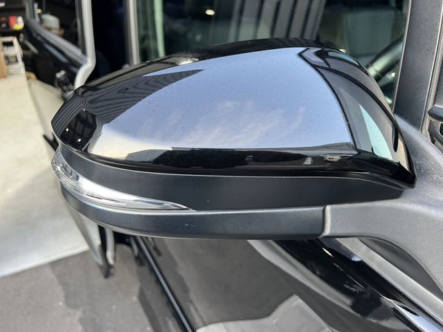 TOYOTA VOXY HYBRID 2016 Image 31