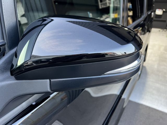 TOYOTA VOXY HYBRID 2016 Image 31