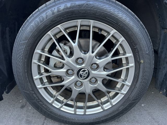 TOYOTA VOXY HYBRID 2016 Image 31