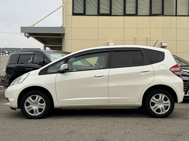 HONDA FIT 4WD 2010 Image 31