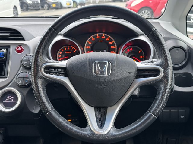 HONDA FIT 4WD 2010 Image 31