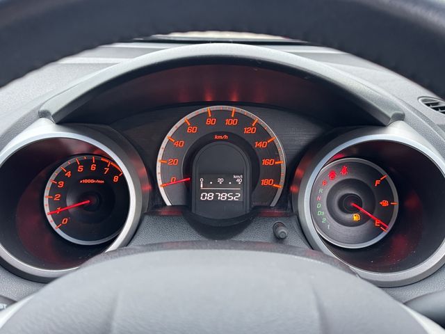 HONDA FIT 4WD 2010 Image 31