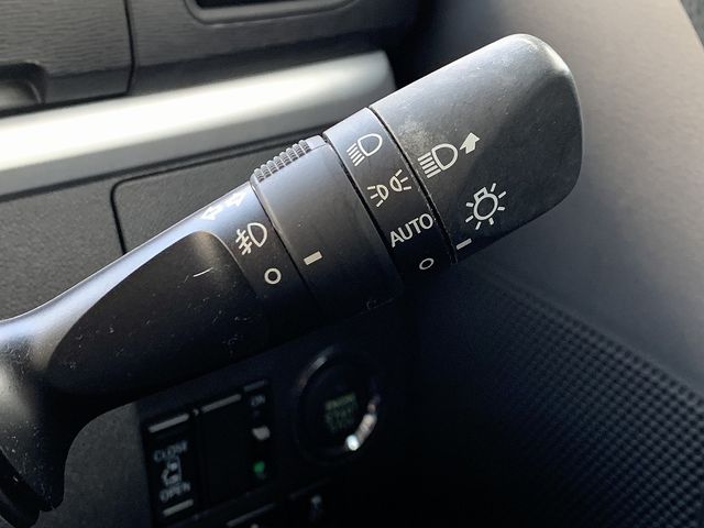 DAIHATSU TANTO CUSTOM 2017 Image 31