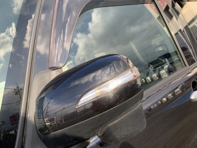 DAIHATSU TANTO CUSTOM 2017 Image 31