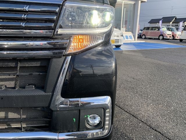 DAIHATSU TANTO CUSTOM 2017 Image 31