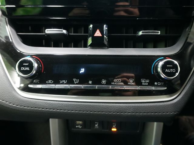 TOYOTA COROLLA CROSS HYBRID 2022 Image 31