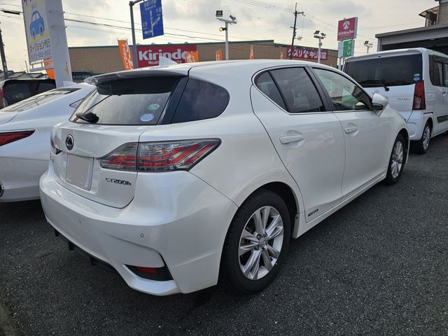TOYOTA LEXUS CT200H 2016 Image 31