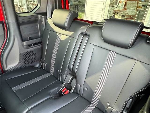 HONDA N BOX CUSTOM 2024 Image 31