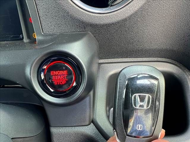 HONDA N BOX CUSTOM 2024 Image 31