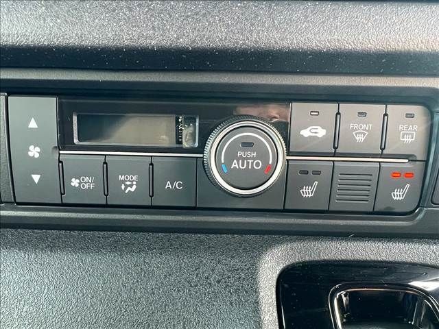 HONDA N BOX CUSTOM 2024 Image 31