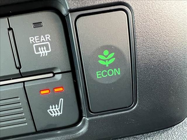 HONDA N BOX CUSTOM 2024 Image 31