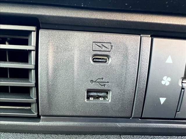 HONDA N BOX CUSTOM 2024 Image 31