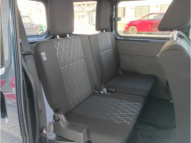 DAIHATSU ATRAI VAN 4WD 2022 Image 31