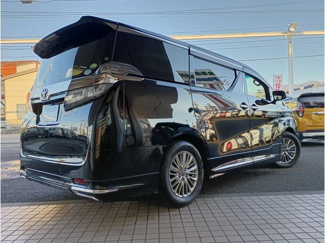 TOYOTA VELLFIRE 2018 Image 31