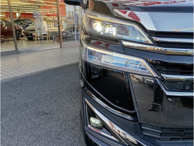 TOYOTA VELLFIRE 2018 Image 31
