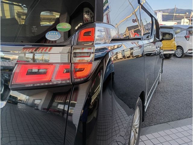 TOYOTA VELLFIRE 2018 Image 31