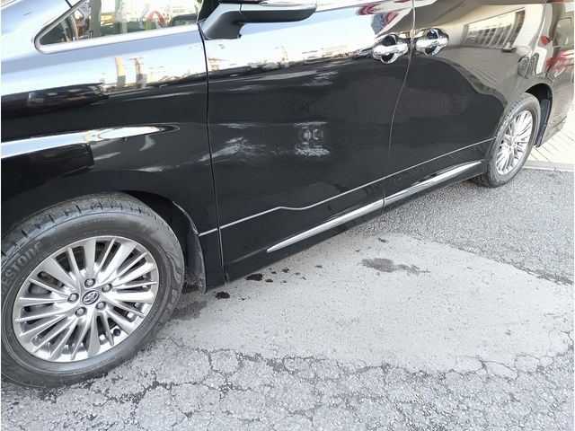 TOYOTA VELLFIRE 2018 Image 31