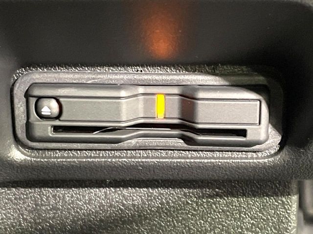 HONDA N BOX CUSTOM 2023 Image 31