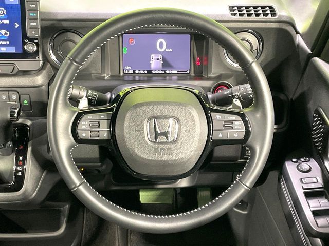 HONDA N BOX CUSTOM 2023 Image 31