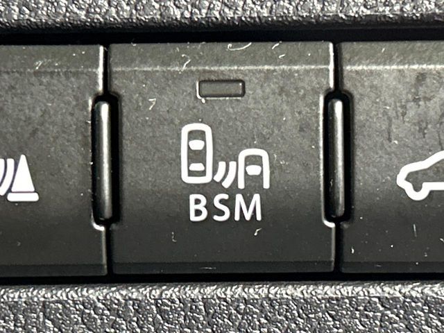 TOYOTA LEXUS NX300H AWD 2015 Image 31