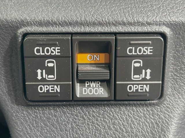 TOYOTA SIENTA HYBRID 2019 Image 31