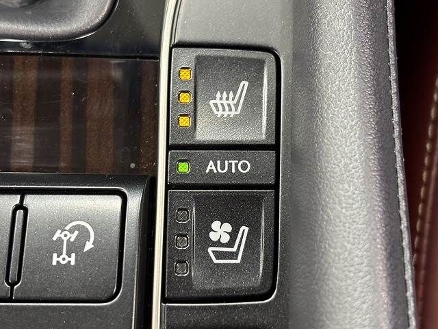 TOYOTA LEXUS LX570 AWD 2016 Image 31