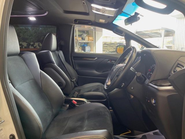 TOYOTA VELLFIRE 2016 Image 31