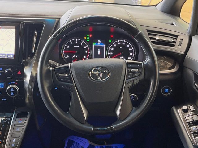 TOYOTA VELLFIRE 2016 Image 31