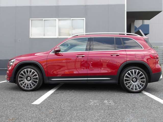 MERCEDES BENZ GLB 2024 Image 31