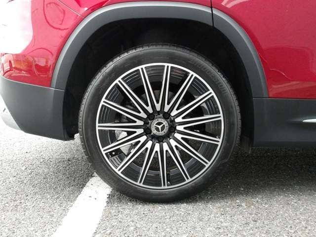 MERCEDES BENZ GLB 2024 Image 31