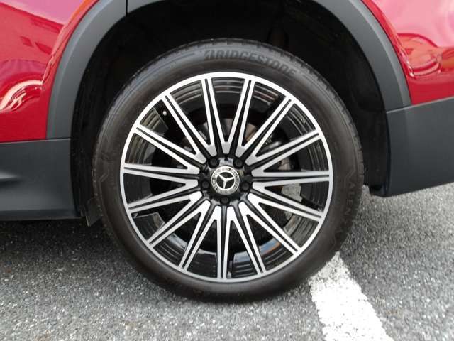 MERCEDES BENZ GLB 2024 Image 31